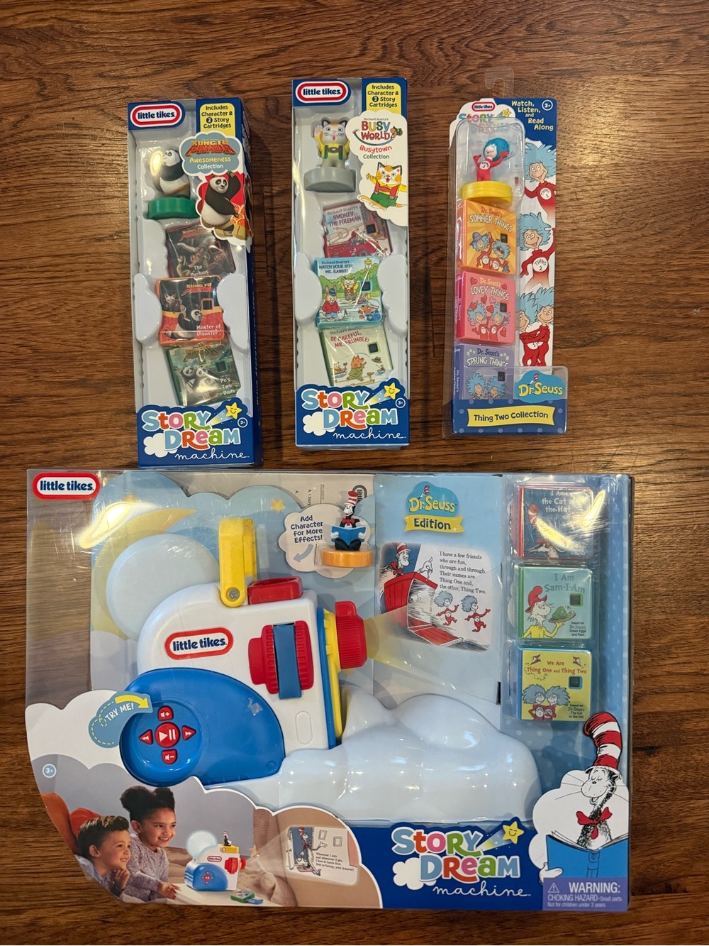 Little Tikes Story Dream Machine Dr. Seuss projector audiobooks plus extras! NEW
